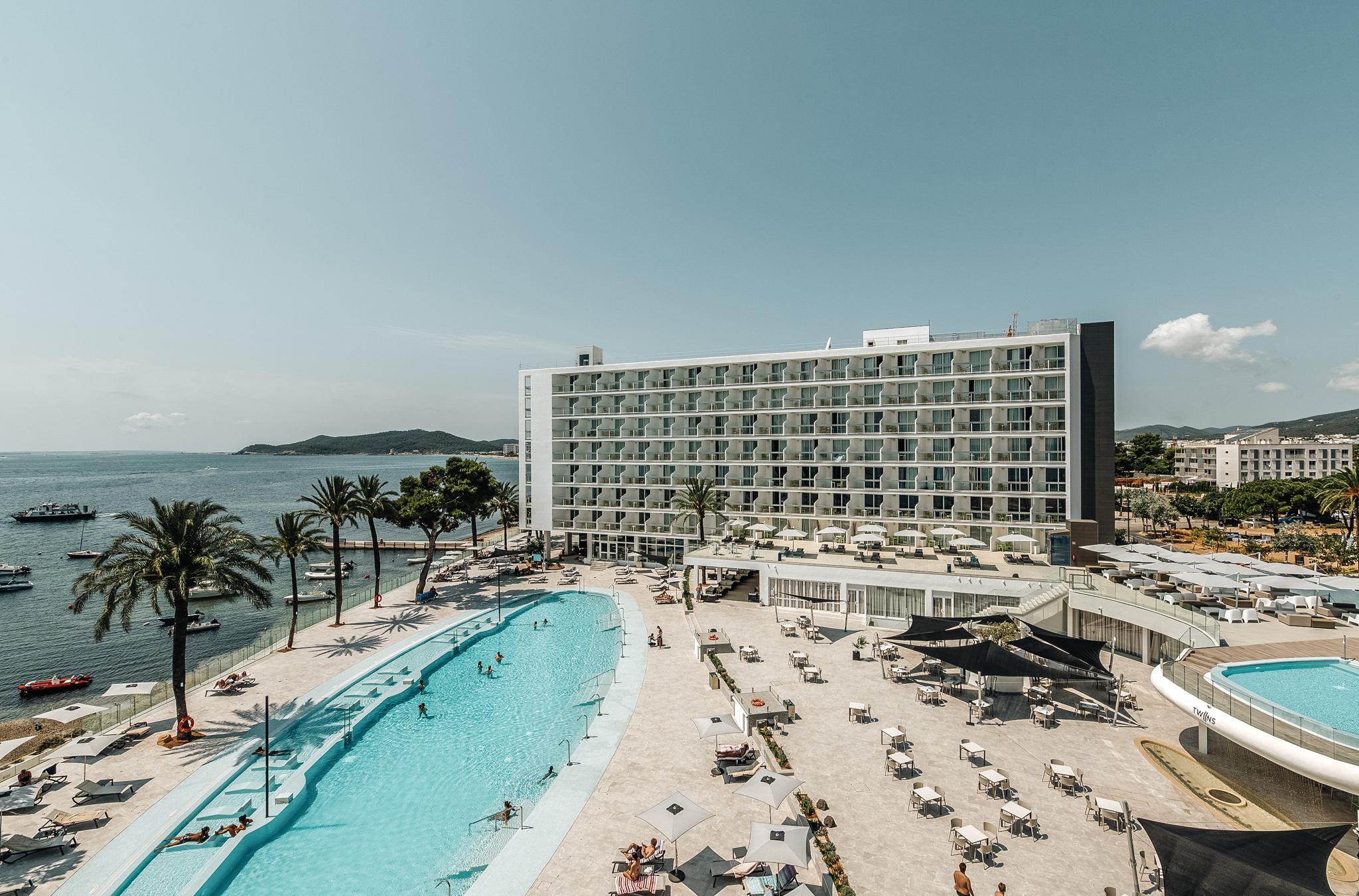 Hotel The Ibiza Twiins - 4* Sup Platja d'en Bossa Exterior foto